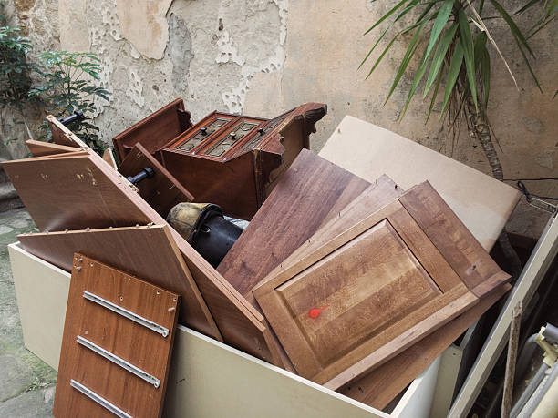 Best Commercial Junk Removal  in Cutler, CA